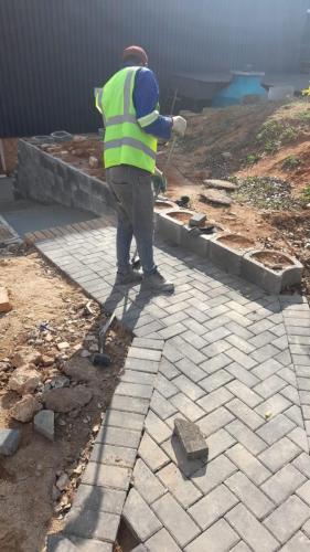 95-0148-Africa-Paint-and-Renovations