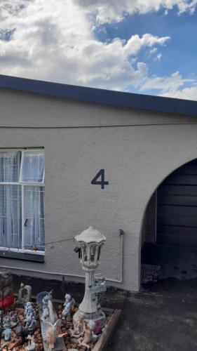 9999 Africa Paint and Building Renovations