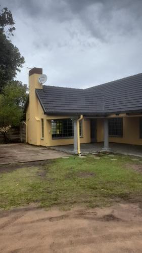 98 Africa Paint and Building Renovations